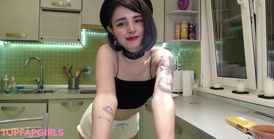 Foto desnuda filtrada de OnlyFans de Loona #998