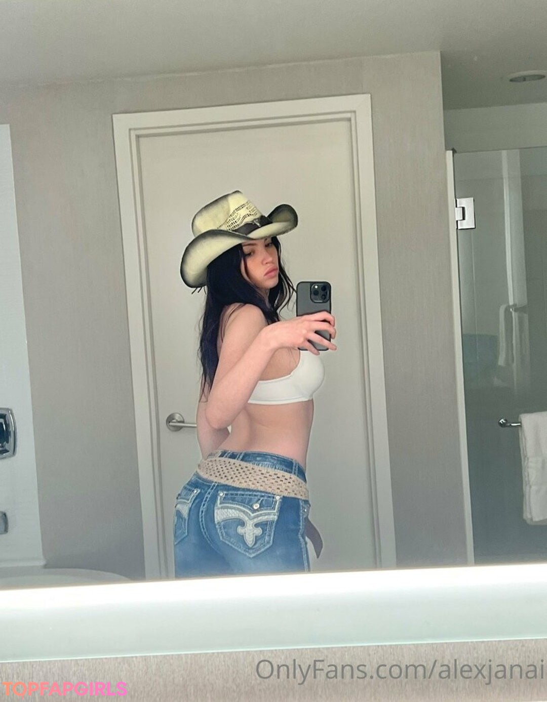 Foto desnuda filtrada de OnlyFans de Alex Janai #319