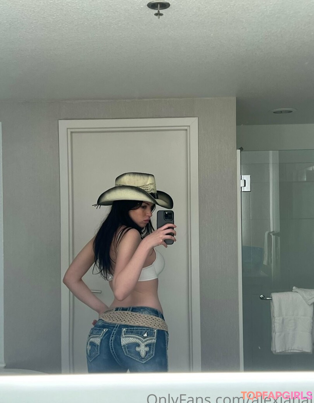Foto desnuda filtrada de OnlyFans de Alex Janai #323