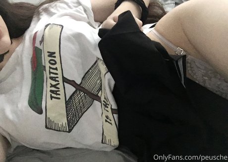 Foto desnuda filtrada de OnlyFans de Peusche