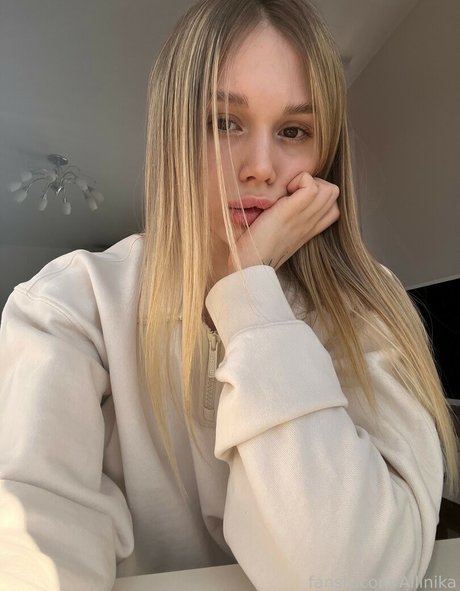 Foto desnuda filtrada de OnlyFans de Allinika