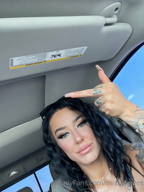 Foto desnuda filtrada de OnlyFans de Lindsay Laurent