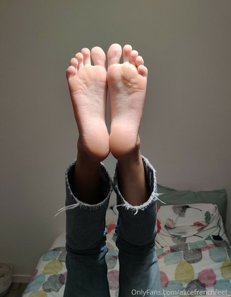 Alicefrenchfeet