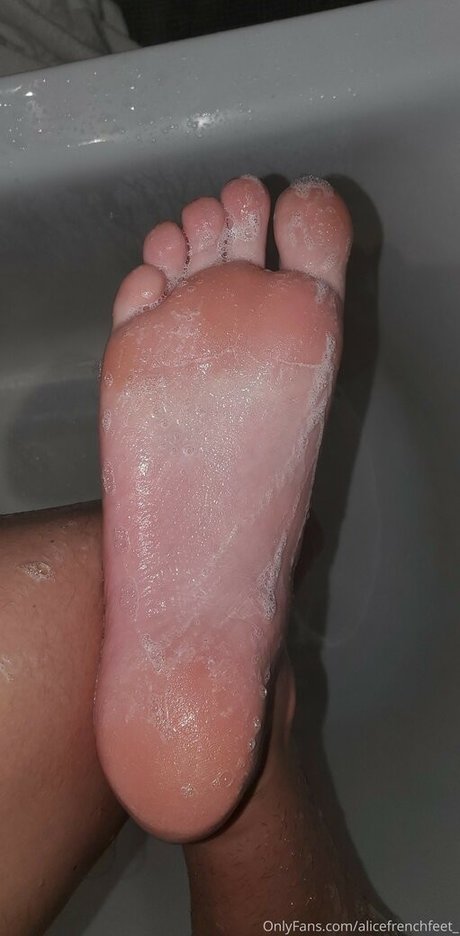 Alicefrenchfeet