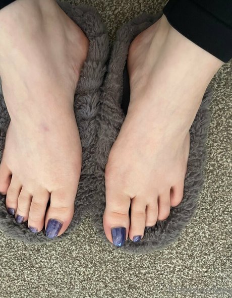 Elliemaesfeet