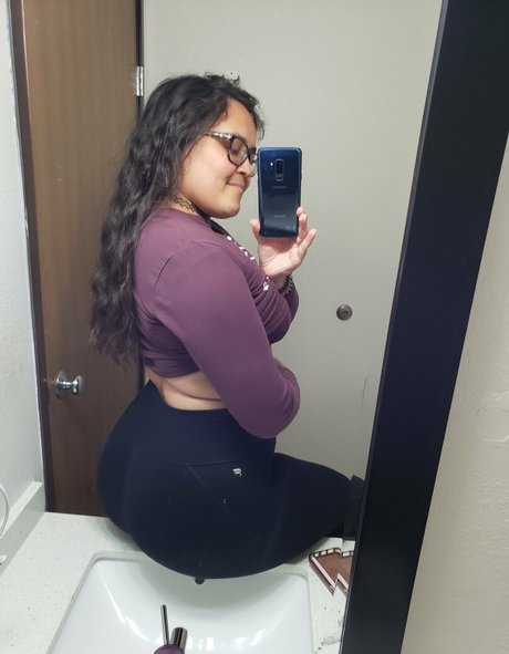 Foto desnuda filtrada de OnlyFans de Alexabootythingsfree