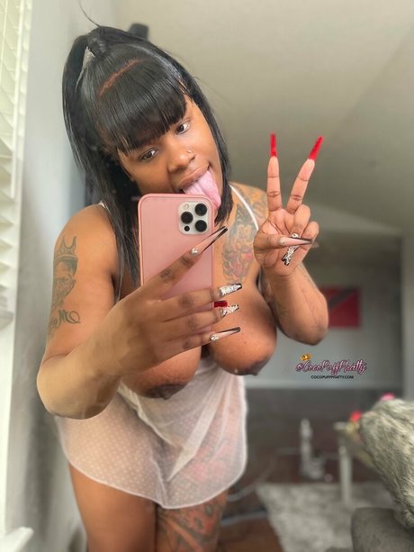 Foto desnuda filtrada de OnlyFans de Kookooforcocopuffs