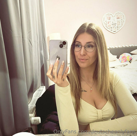 Deutscheonlyfans Foto desnuda filtrada de OnlyFans de Deutscheonlyfans #215