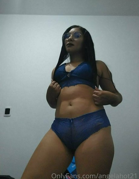 Angelahot21