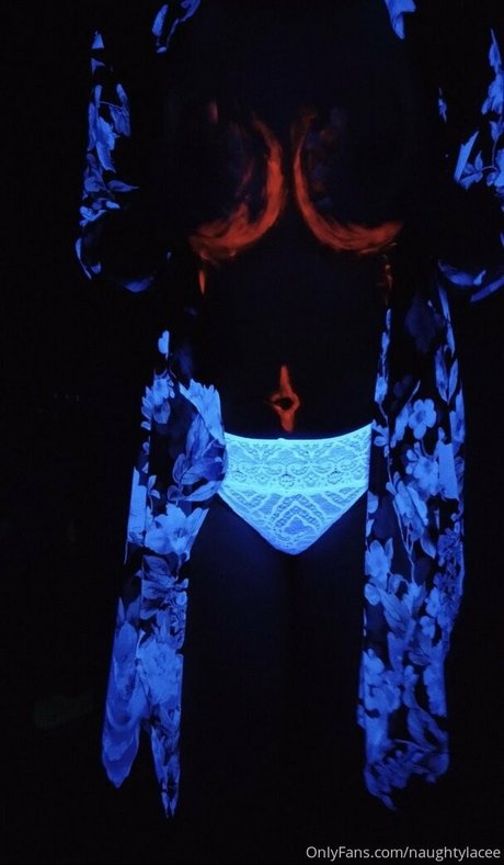 Naughtylacee