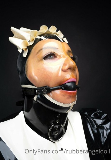 Rubberangeldoll