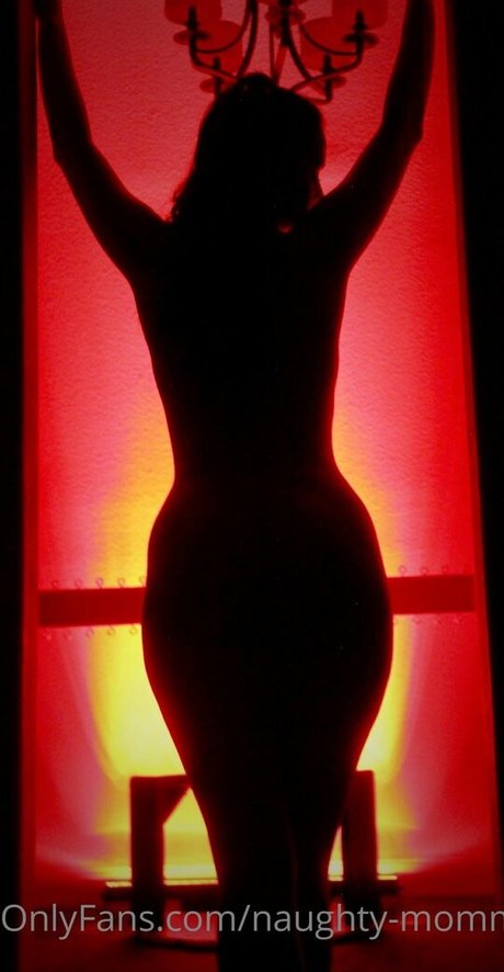 Naughtymommy