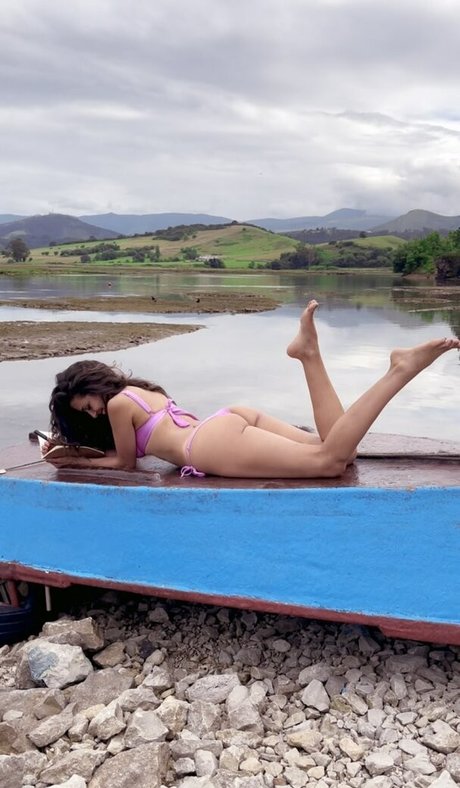 Talyta Flores
