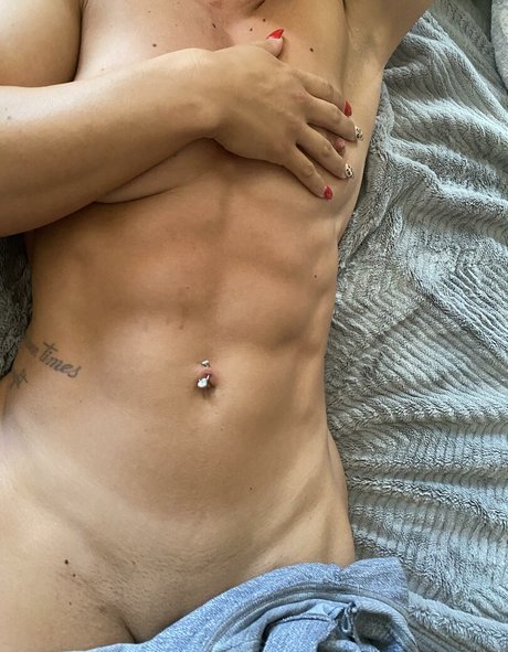 Foto desnuda filtrada de OnlyFans de Tay Bae