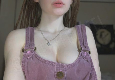 Foto desnuda filtrada de OnlyFans de Fluffyfulafel