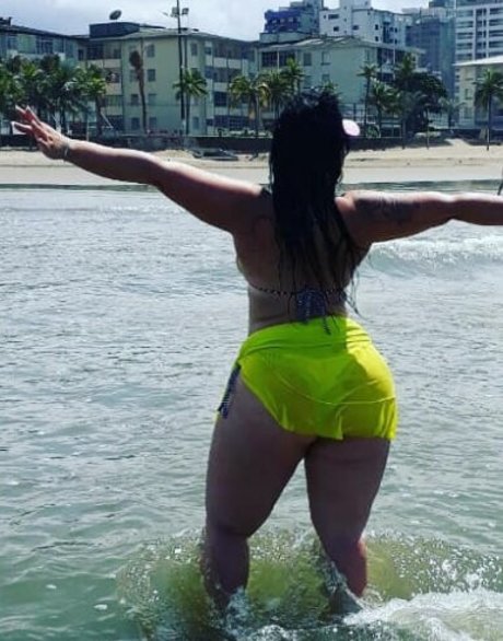 Foto desnuda filtrada de OnlyFans de Mari Santos Ss2