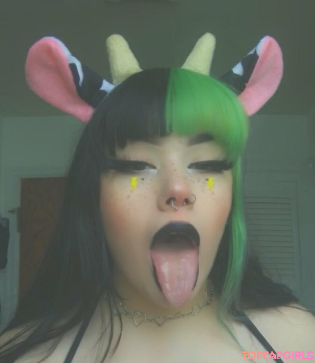 Foto desnuda filtrada de OnlyFans de Katthekunt #1411