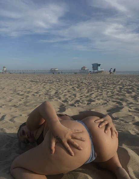 Foto desnuda filtrada de OnlyFans de Asianstarfireofficial