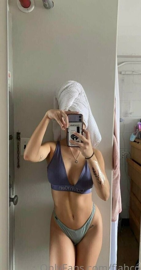 Foto desnuda filtrada de OnlyFans de Sofia Cola