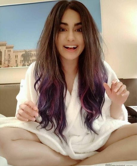 Foto desnuda filtrada de OnlyFans de Adah Sharma