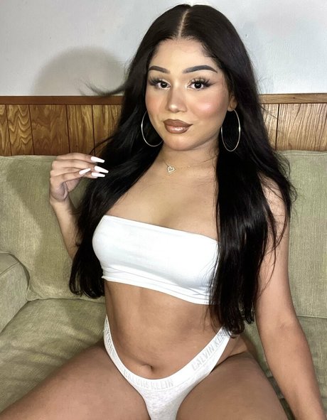Foto desnuda filtrada de OnlyFans de Giselle Xo