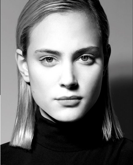 Nora Arnezeder