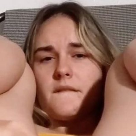 Foto desnuda filtrada de OnlyFans de Kittenbell