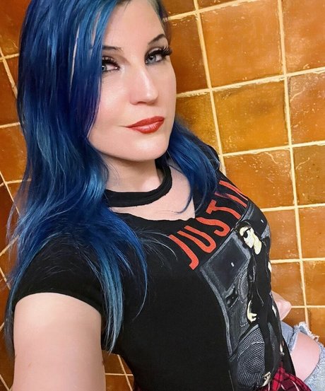 Foto desnuda filtrada de OnlyFans de Leva Bates