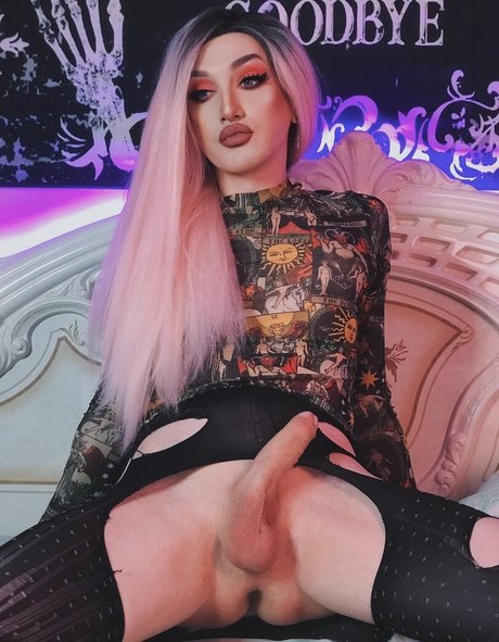 Foto desnuda filtrada de OnlyFans de Urpinkflower