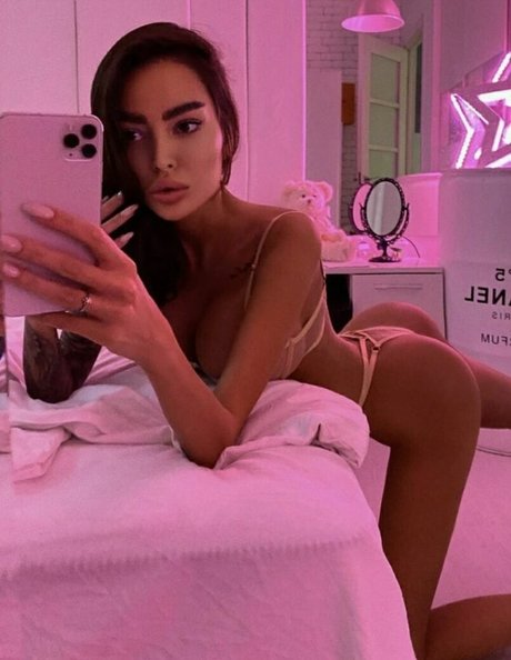 Alena Omovich Foto desnuda filtrada de OnlyFans de Alena Omovich #231