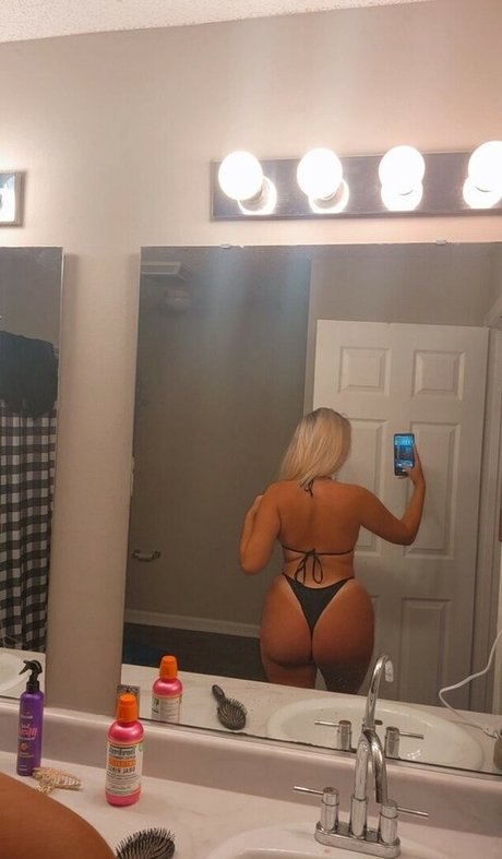 Foto desnuda filtrada de OnlyFans de Hailsdanielle