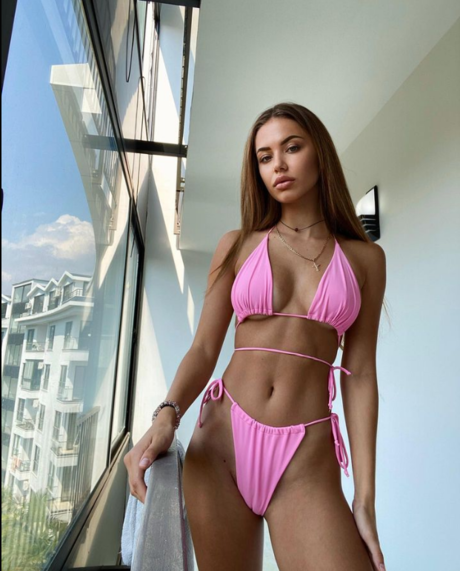Mia Ricci