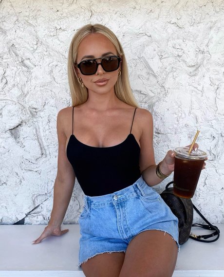Foto desnuda filtrada de OnlyFans de Allie Auton