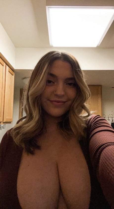 Foto desnuda filtrada de OnlyFans de Sierra Bellingar