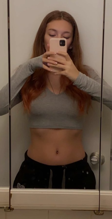 Foto desnuda filtrada de OnlyFans de Lydia Renae