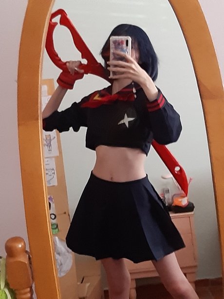 Kiki Glitter Cosplay