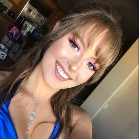 Foto desnuda filtrada de OnlyFans de Maddy Belle