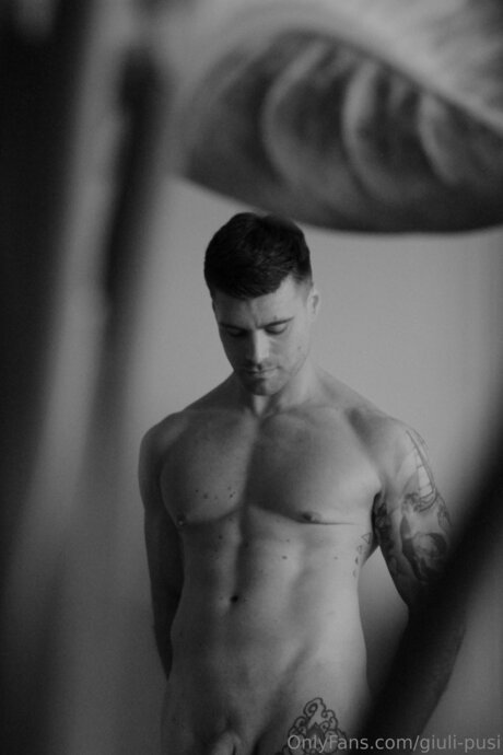 Foto desnuda filtrada de OnlyFans de Chulo95