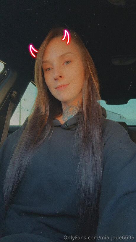 Mia Jade6699