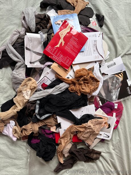 Foto desnuda filtrada de OnlyFans de Pawsofmaya