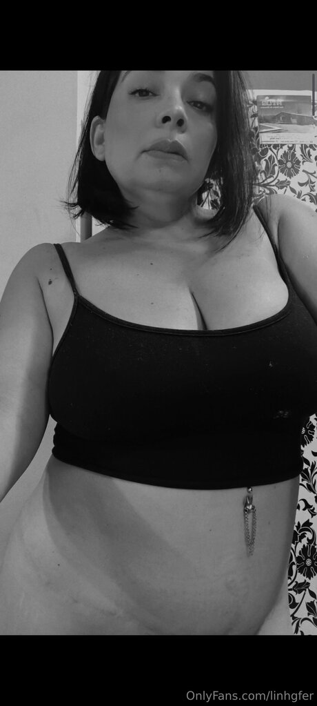 Foto desnuda filtrada de OnlyFans de Linhgfer