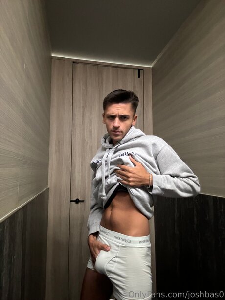 Joshbas0