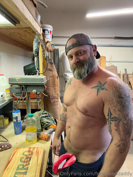 Foto desnuda filtrada de OnlyFans de Freewooddaddy