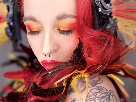 Yourscarletharlotxxx