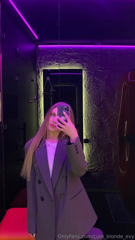 Cute Blonde Evy