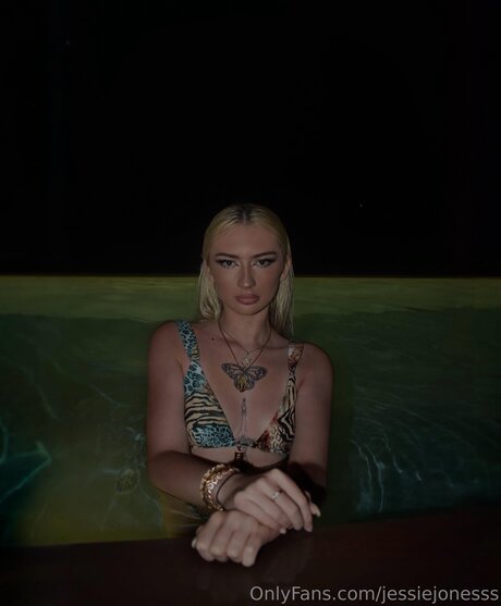 Jessiejonesss