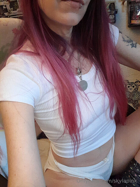 Foto desnuda filtrada de OnlyFans de Skylapink