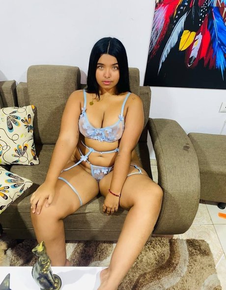 Foto desnuda filtrada de OnlyFans de Angie Acosta