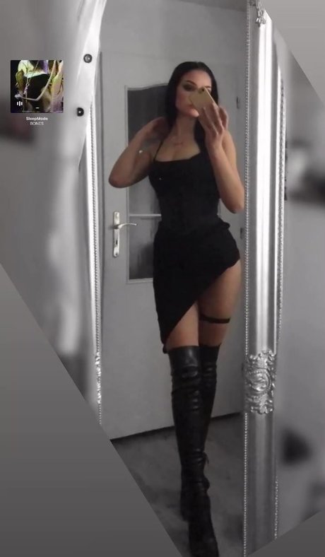 Foto desnuda filtrada de OnlyFans de Lucie Brousilova
