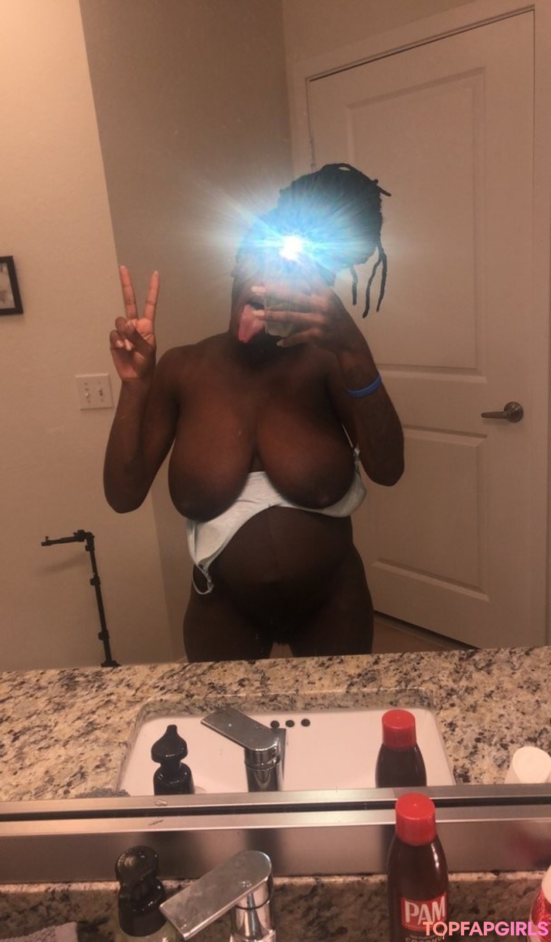 Foto desnuda filtrada de OnlyFans de Barbie Bugatti #1011